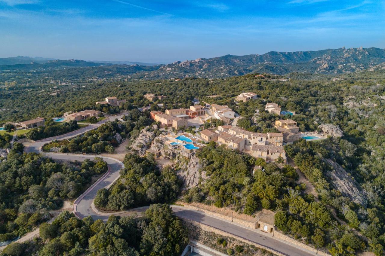 Hotel Borgo Smeraldo Арцакена Екстер'єр фото